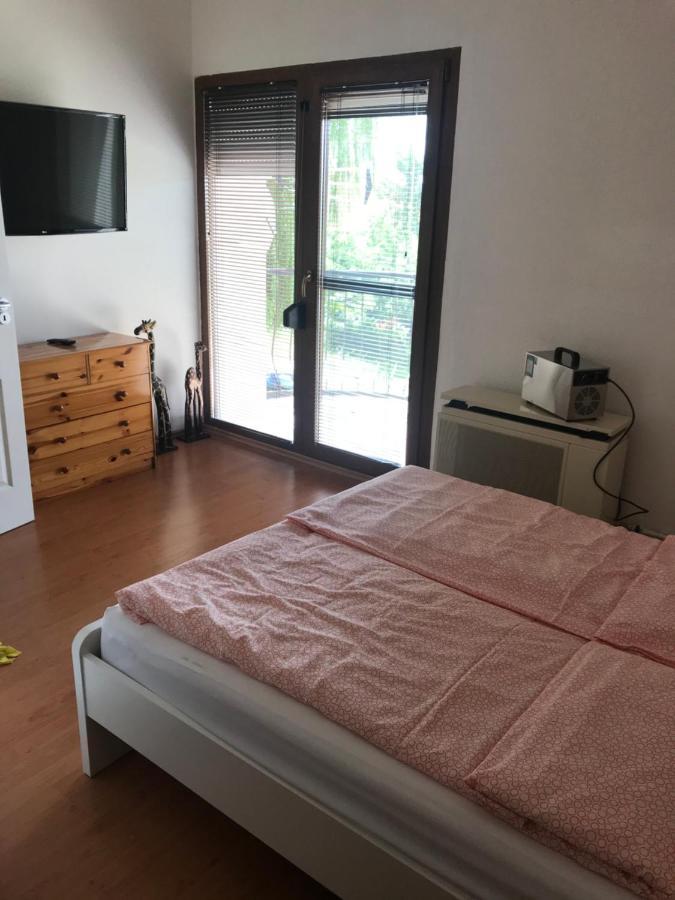 Csevi Apartmanhaz Mezőkövesd Екстериор снимка