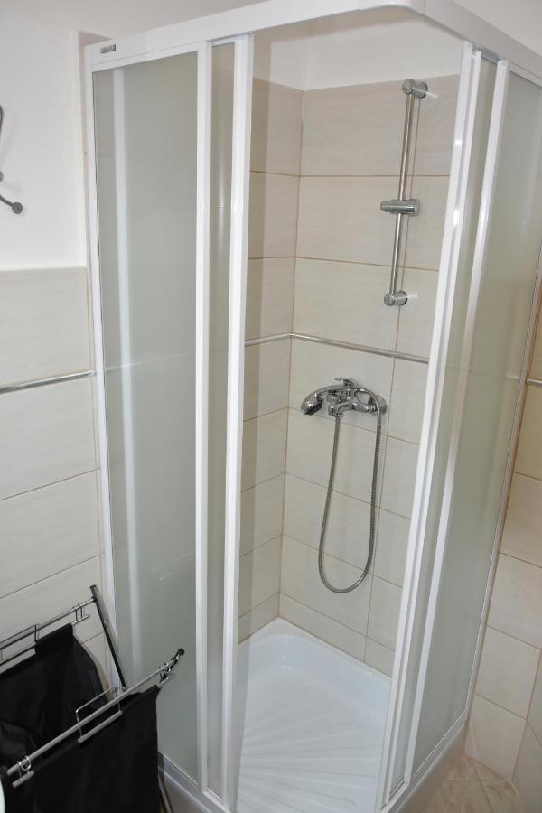 Csevi Apartmanhaz Mezőkövesd Екстериор снимка