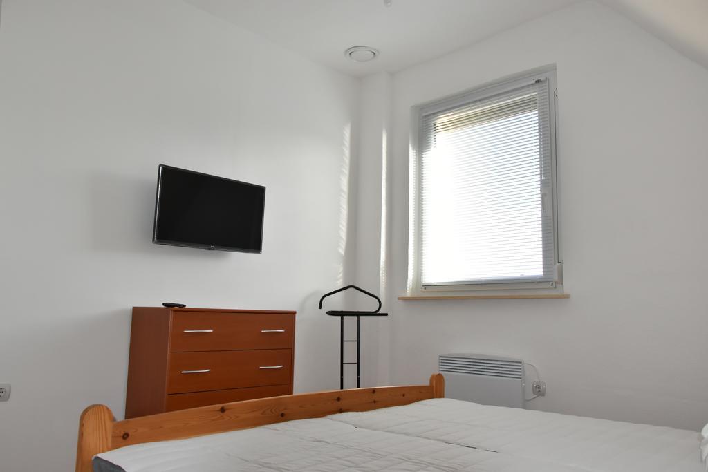 Csevi Apartmanhaz Mezőkövesd Екстериор снимка